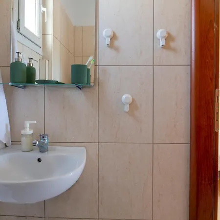 Maisonette Anna Daire Neos Marmaras